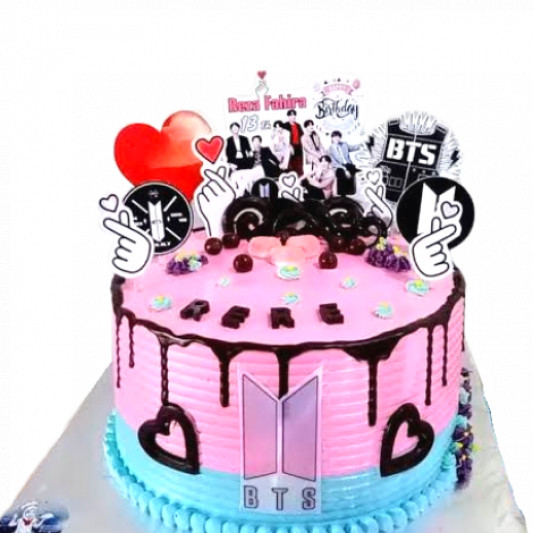 Kpop BTS (Jung Kook) icing image Ombre Cake – BakeAvenue
