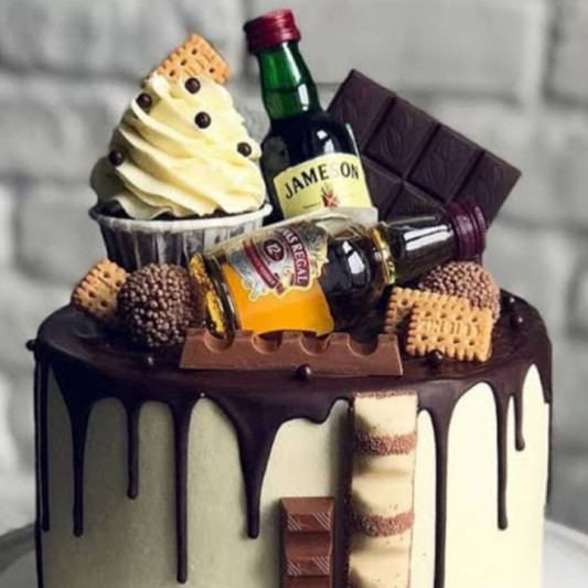 Creamy Creations By Nidhi - It's a pinapple cake with miniature alcohol  bottles on the top... #miniaturebottles #miniaturealcoholbottles  #cakewithbottle #pineapplecake #regularclient #egglesspineapplecake  #chandigarhbaker #chandigarh #mohali #panchkula ...